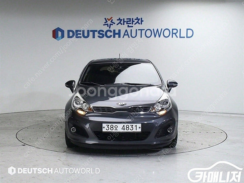[기아]올뉴프라이드 1.4 디젤 해치백 럭셔리 (5인승...--3