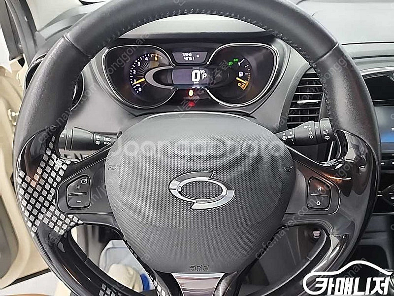 [르노코리아(삼성)]QM3 디젤 1.5 RE 중고차중고차매입전액할부감사합니다--9