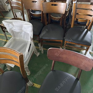 업소용 원목 나무 의자 카페고무나무