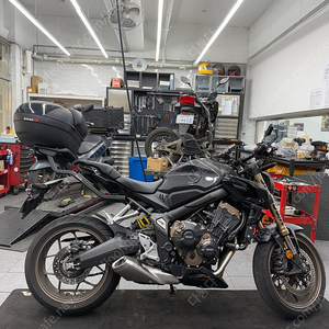 cb650r 정품 샤드 캐리어+탑박스 미사용