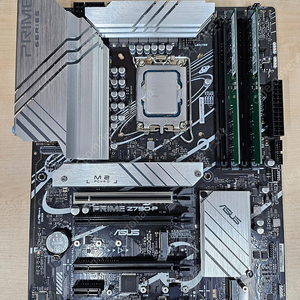13700kf + z790 프라임 + 4800 삼성 ddr5 16g x 2 팝니다