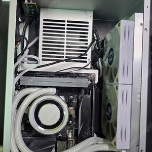 5800X ITX 반본체