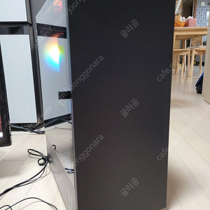 인텔 i5-12400F, 지포스 RTX4060 컴퓨터 본체 팝니다.