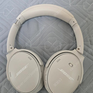 보스 QC45 스모크화이트 S급