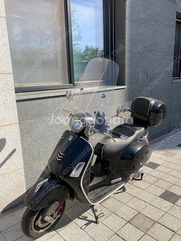 베스파gts300--1