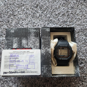 지샥 DW-5600RL-1DR 판매합니다(25년 5월 구입)