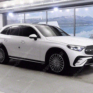 벤츠 GLC 중고 벤츠 GLC클래스 중고 흰색 2025년식 10,516km GLC300 4MATIC 수원중고차
