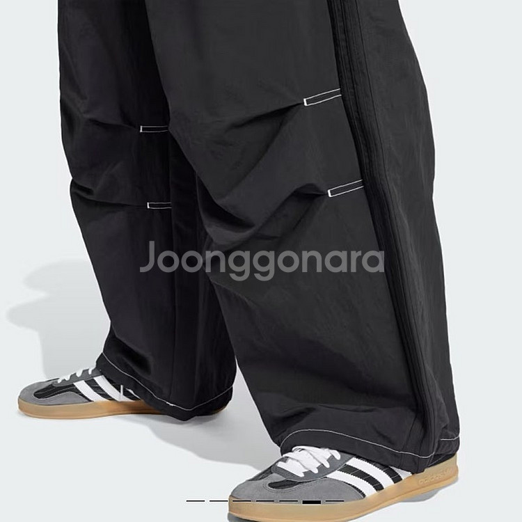 아디다스 파라슈트 팬츠 블랙 M--4