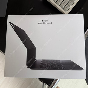애플 매직키보드 M4 13인치 단순 개봉 판매