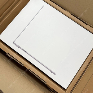 맥북 에어 15형, M4(10 코어 CPU, 10코어 GPU) 16GB, 256GB SSD 미개봉