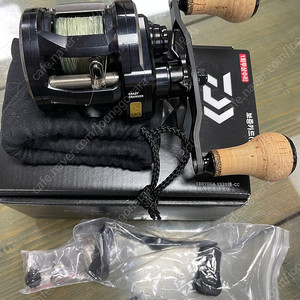 한국다이와정품 18료가 1520L-CC팝니다.