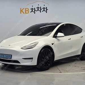 테슬라 모델 Y 중고 테슬라 중고 흰색 2021년식 롱 레인지 중고차구매