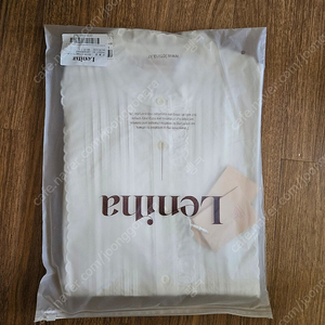 택포 새제품 르니나 블라우스 SEVIGNE vintage frill