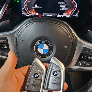 [BMW Z4 2022] 신형 스마트키 2EA 제작 + 근접 도어 시스템 시공 완료 (인천 중구 출장)