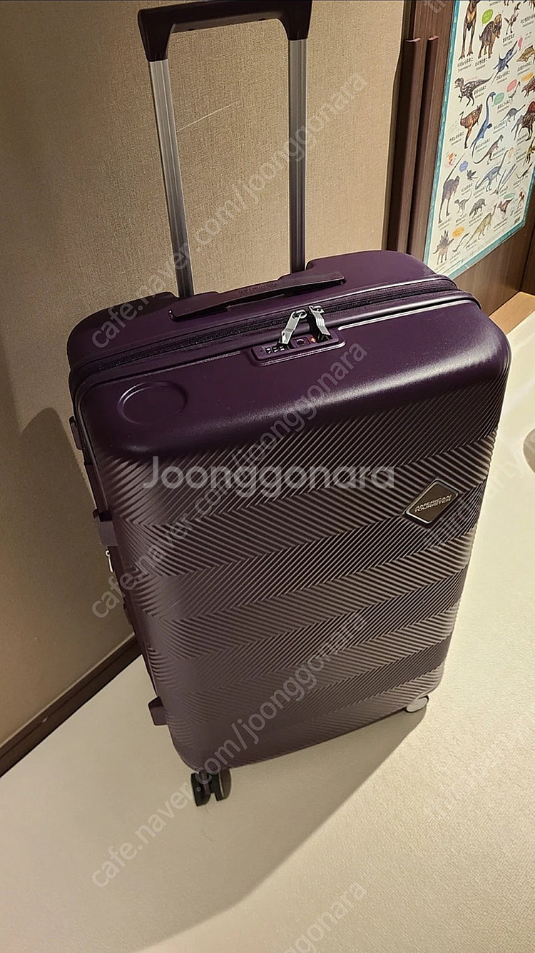 아메리칸 투어리스트 28인치 캐리어 판매합니다--0