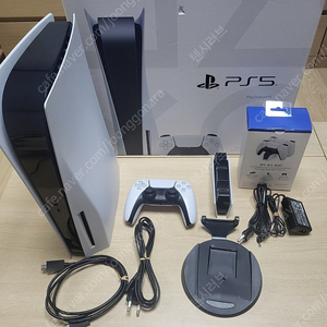 PS5 CFI-1018A + 정품 충전 거치대 팝니다!