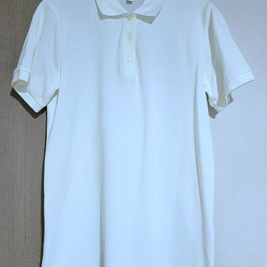 유니클로 거의새거 크림색 여성 카라반팔 면티셔츠 L