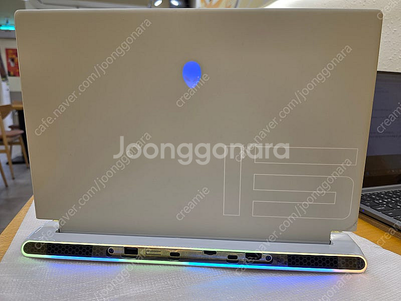 DELL 에일리언웨어 x15 R2 WP04KR 팝니다....--0