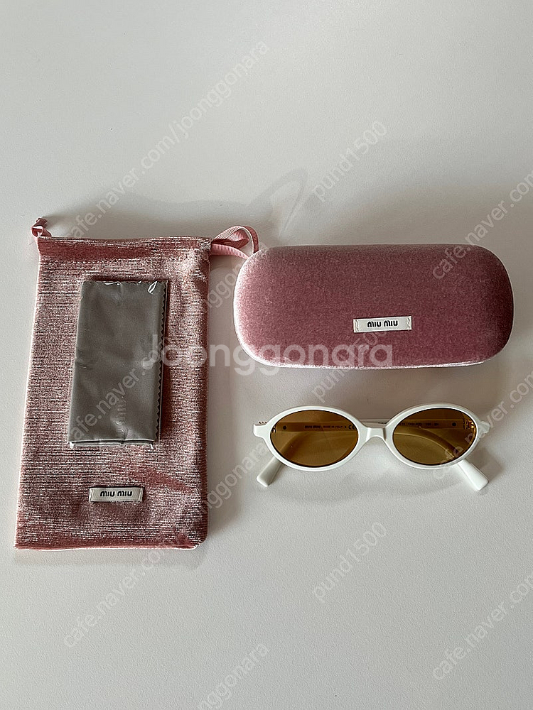미우미우 선글라스 판매해요.--9