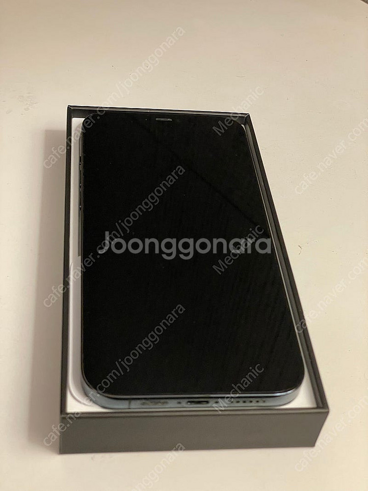 iPhone 12 pro max 256GB 팝니다--1