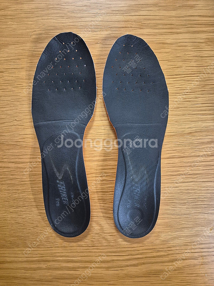 BMZ 스트라이커 프로 축구 인솔 275mm--0