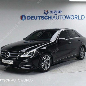 벤츠 E클래스 중고 벤츠 중고 검정색 2016년식 83,409km E220 블루텍 아방가르드 중고자동차시세표