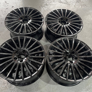 (판매)벤츠 E클래스 W212 E300 18인치 페리 마차휠 고스트크롬 85만 대전