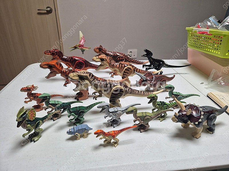 레고 정품 쥬라기 공룡 피규어 일괄--0