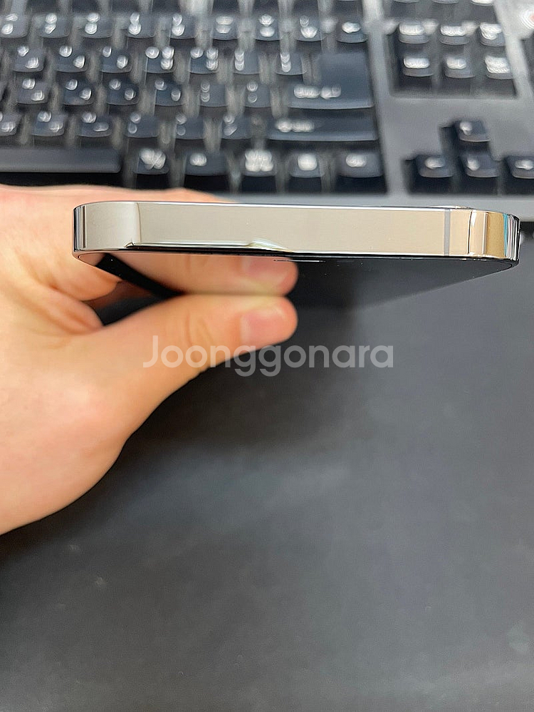 아이폰12프로 블랙 128GB 상태좋은 중고40만팝니다...--3