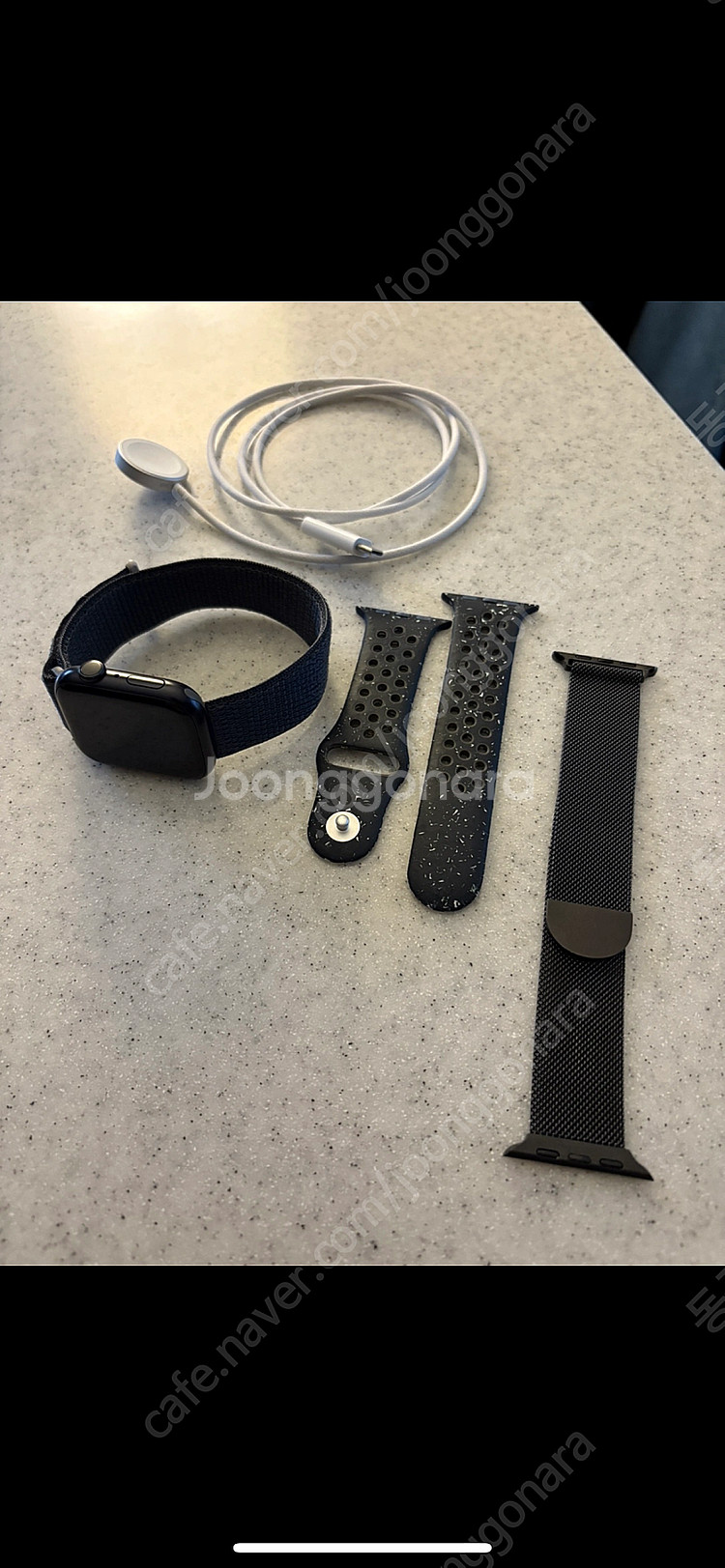 애플워치9 45mm gps 모델 판매합니다--7