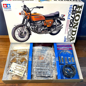 TAMIYA 타미야 1/6 혼다 드림 CB750 FOUR 16001