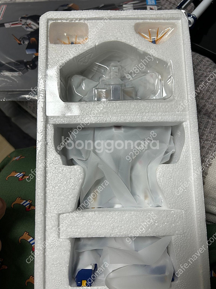 후쿠오카 뉴건담 초합금 판매합니다.--2