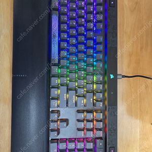 커세어 K70 게이밍 키보드팝니다