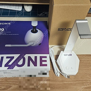 소니 정발 인존 h9 inzone 팔아요 전용거치대 포함