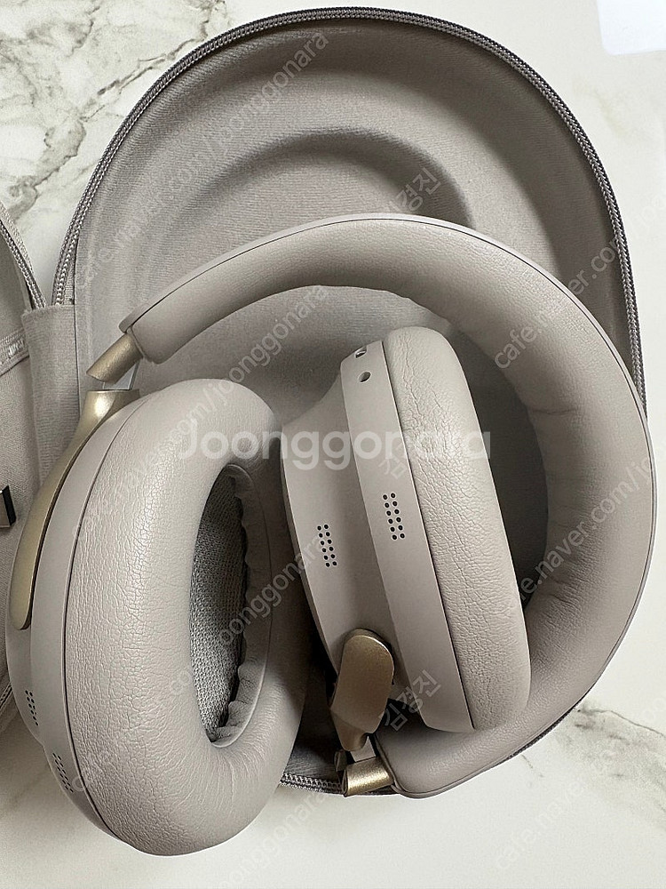보스 Qc 울트라 헤드폰(샌드스톤) S급--1