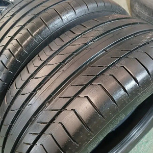 235 50 18 중고타이어 콘티넨탈 2짝 판매합니다