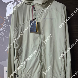 클라터뮤젠 날 후디드 자켓 맨 M 사이즈 ,​ 2가지 색상 새제품 입니다