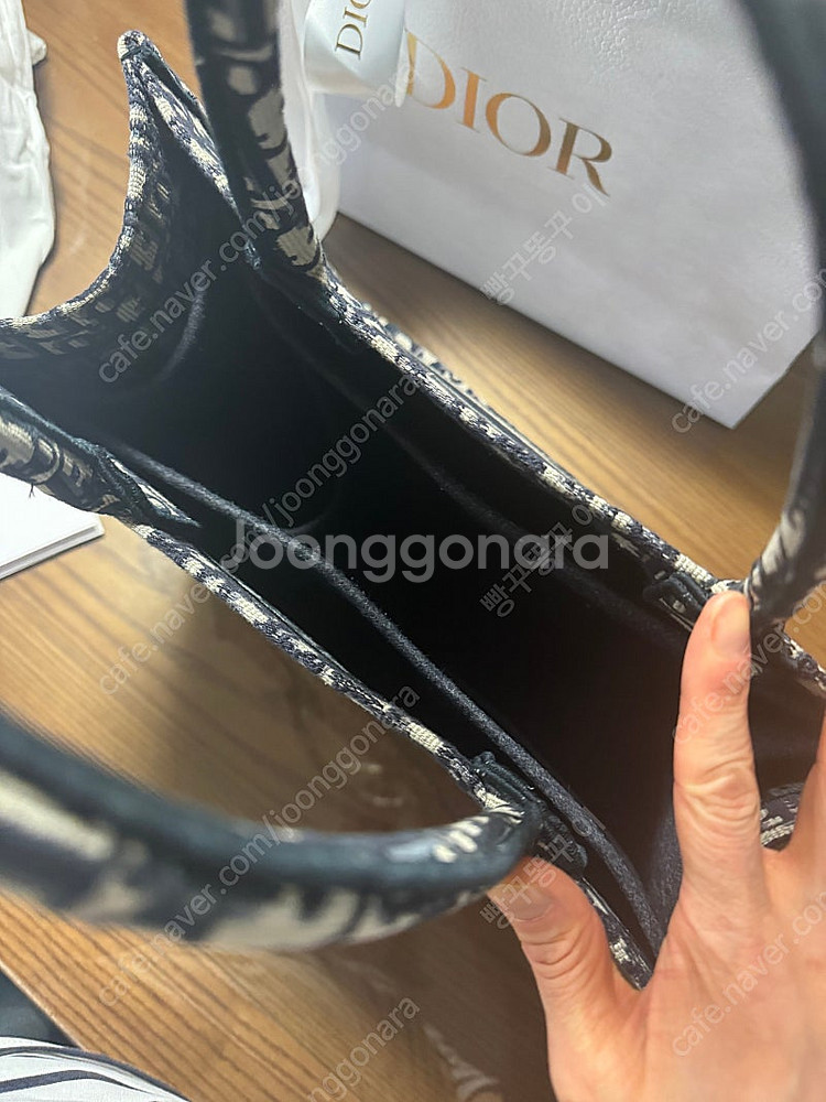 백화점)크리스찬디올 오블리크미듐 거의새거빠른판매290만...--2
