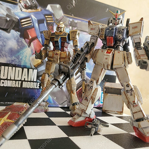 [ 1.HGUC 육전형 건담 + HGUC RX-78 건담무광도색 2. RG 건담마크2 에우고 웨더링 3. HGUC 조코크 웨더링 ]