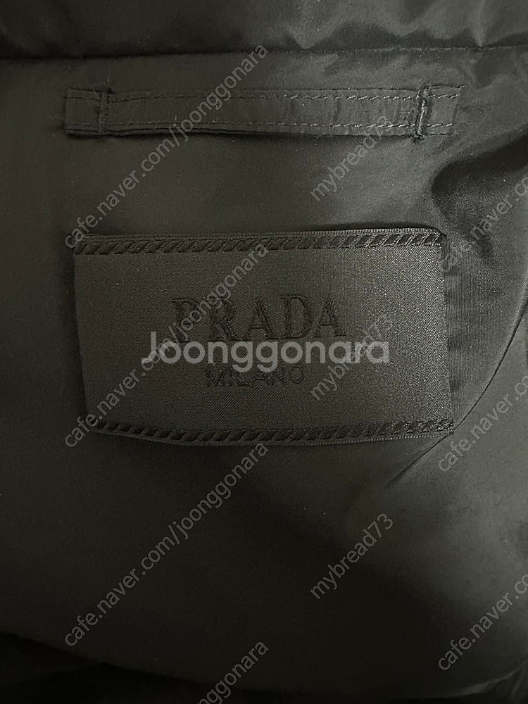 정품 새거급 프라다 사피아노 삼각로고 오버핏 구스다운 ...--5