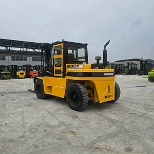 두산 D100(10톤) 중고지게차 이미지