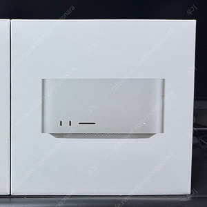 맥스튜디오 m1 max CPU10, GPU32 (풀칩), 64GB, 1TB 케어남음