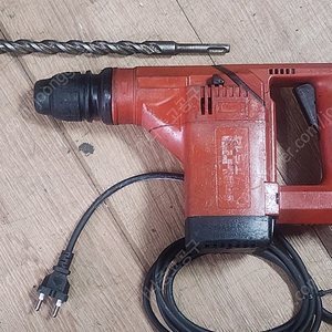 힐티 로타리 함마드릴(TE 22/ TE 14), 힐티 앙카드릴 (HILTI/ TE10, TE1), 디월트 충전 원형톱 (DEWALT/ DCS 391) 중고 팝니다