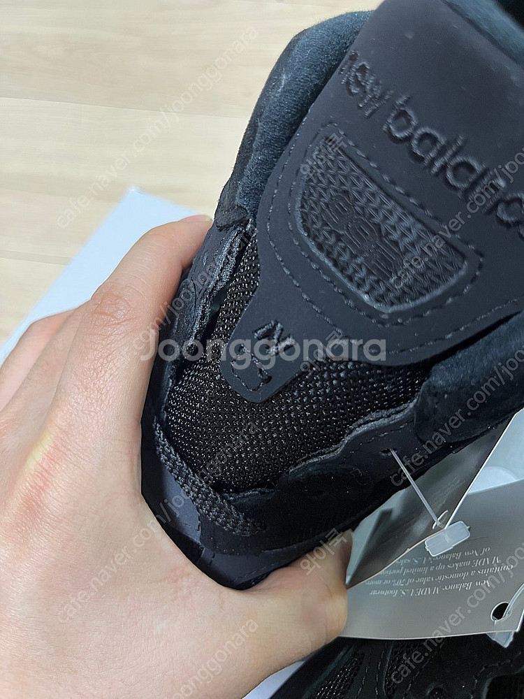 (240)뉴발란스 992 코어 블랙 새제품팝니다--3