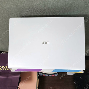 [고사양 최상급] LG 그램 22년 17인치 코어 i5 16GB NVMe 512GB 정품 윈11 초!고해상도 초경량 1.19kg