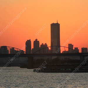 YASHICA gsn(a급,동양의라이카),cr123a-lr44=기능 노출정상,야시논렌즈dx45/1:1.7,파인더&렌즈크린완료.
