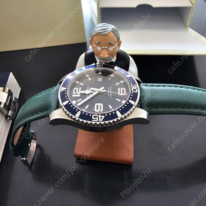 론진 하이드로 콘퀘스트 44mm 23년