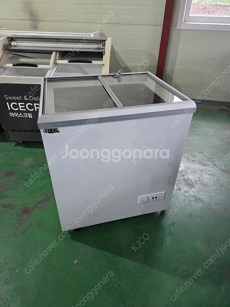 업소용 소형냉동고 170리터급--0
