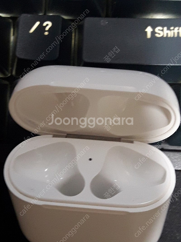 AirPods 2세대 판매 해요 편의점 택포(반값아님)...--2