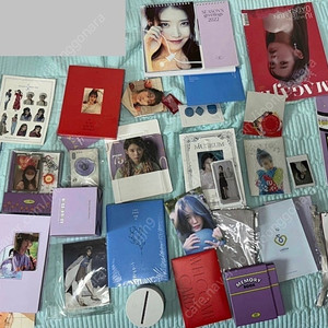 [미개봉/새제품]아이유(IU) 러브포엠 앨범 및 굿즈